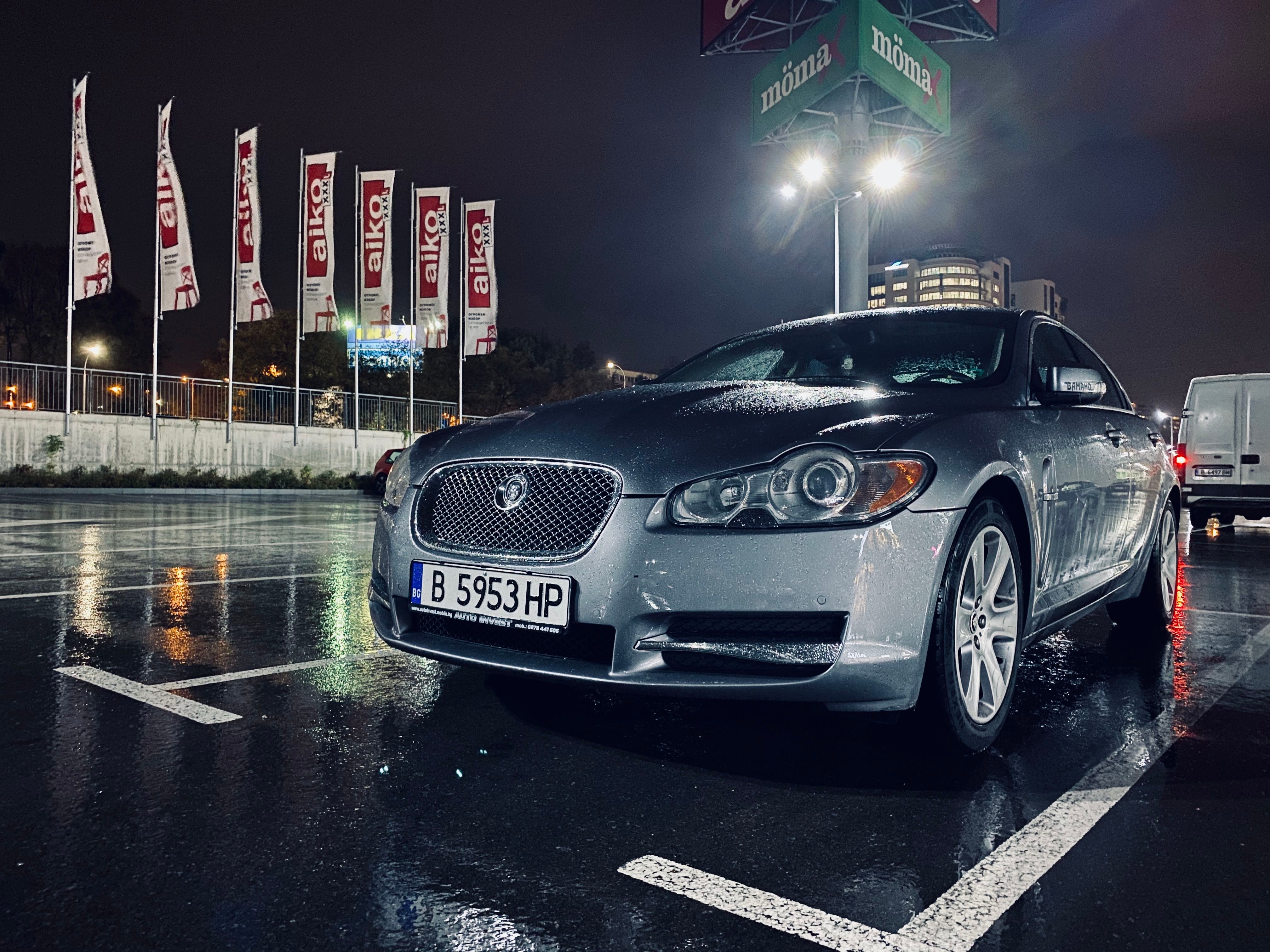 Jaguar XF